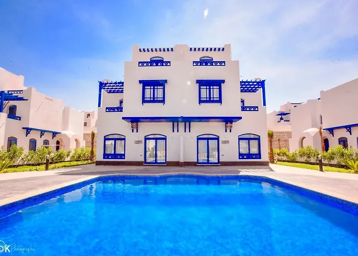 Villa Luxury 8br With Seaview And Private Pool In