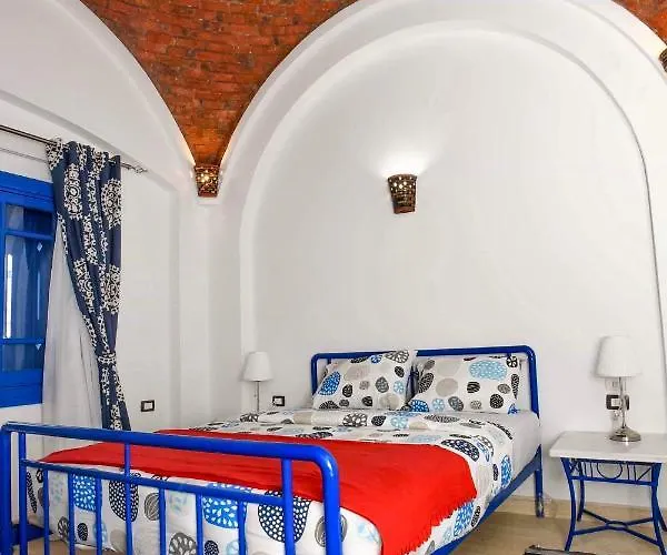 Villa Luxury 8br With Seaview And Private Pool In Gurdaka